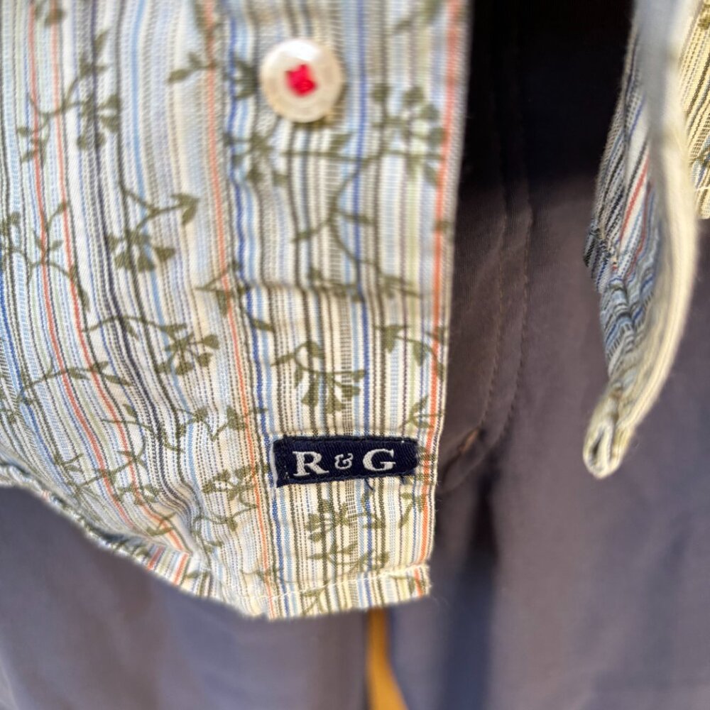 Robert Graham M Subtle Striped long sleeved shirt - Picture 6 of 9